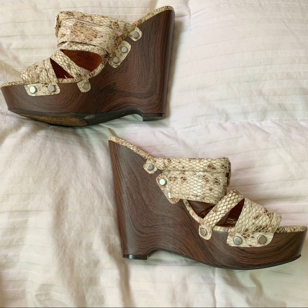 BCBGeneration Snakeskin Wedges Size 8 1/2